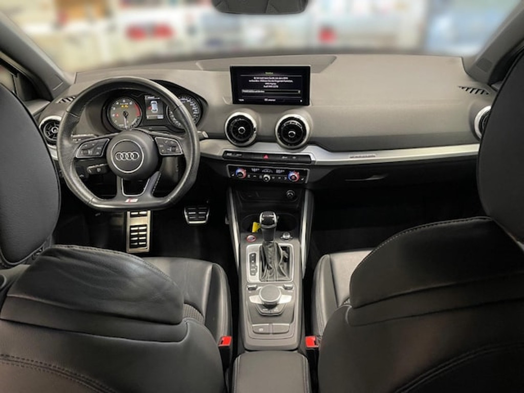 Audi SQ2
