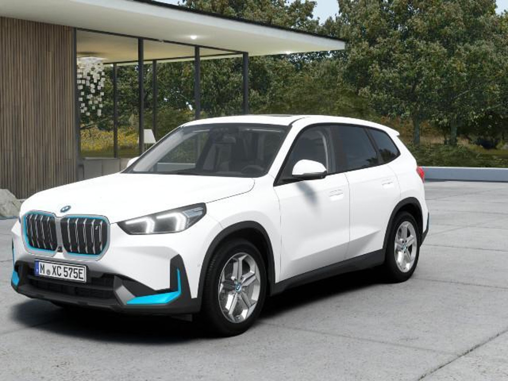 BMW iX1 xDrive30