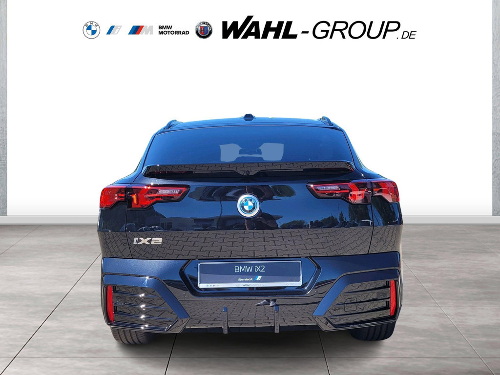 BMW iX2