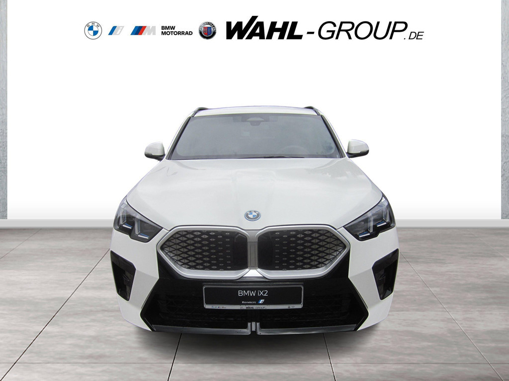 BMW iX2