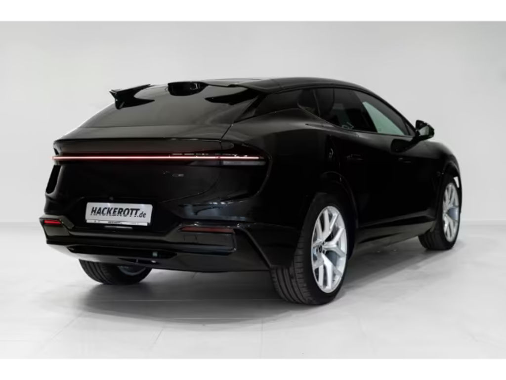 Lotus Eletre
