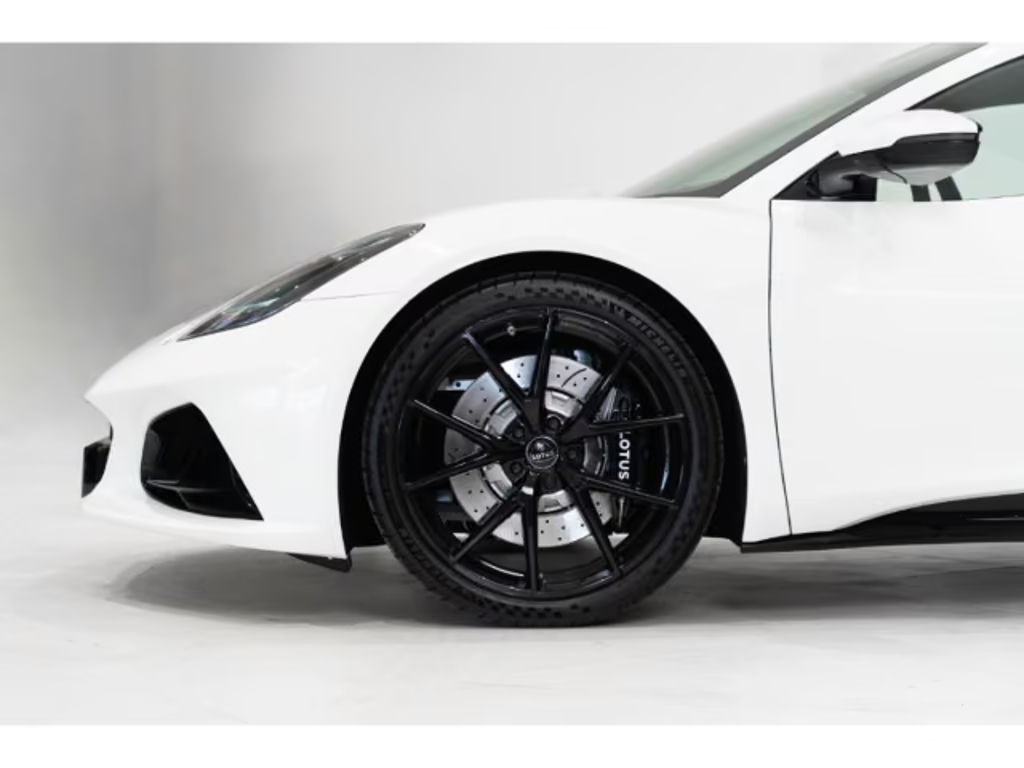 Lotus Emira