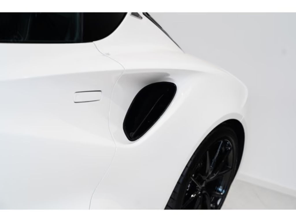 Lotus Emira