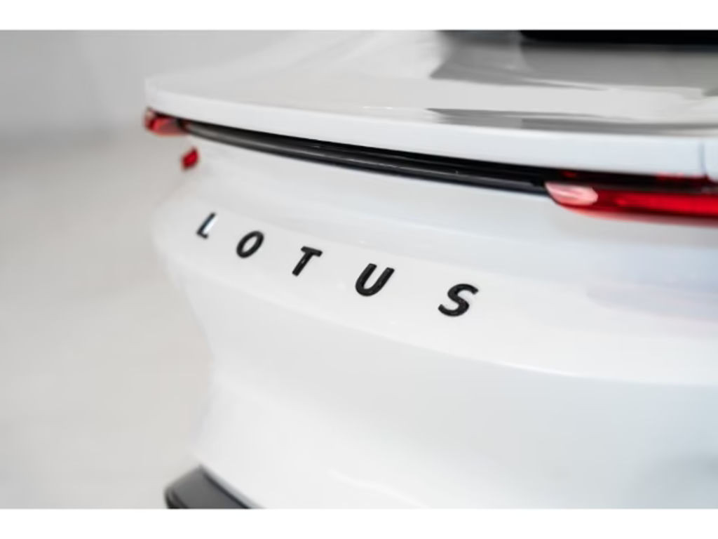 Lotus Emira
