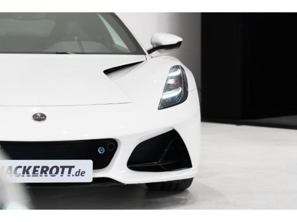 Lotus Emira