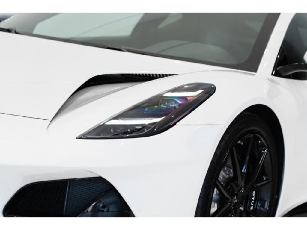 Lotus Emira