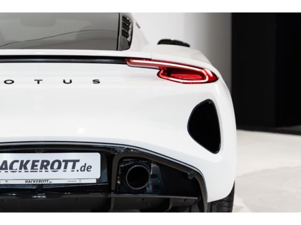 Lotus Emira