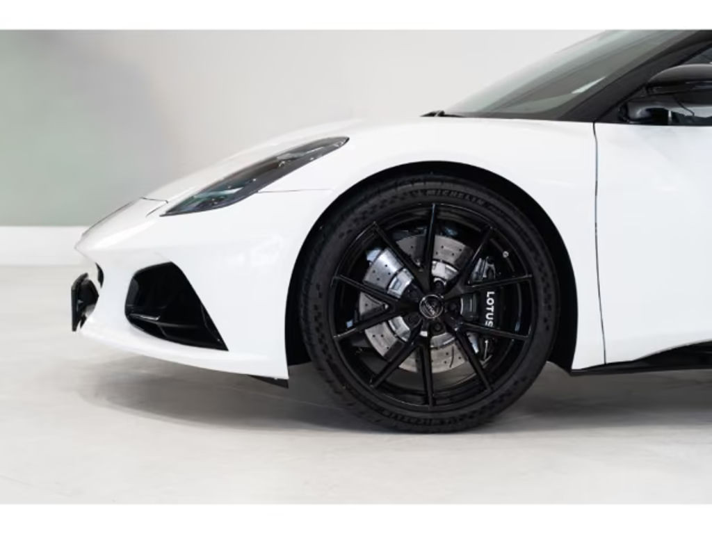 Lotus Emira