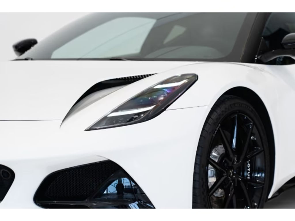Lotus Emira