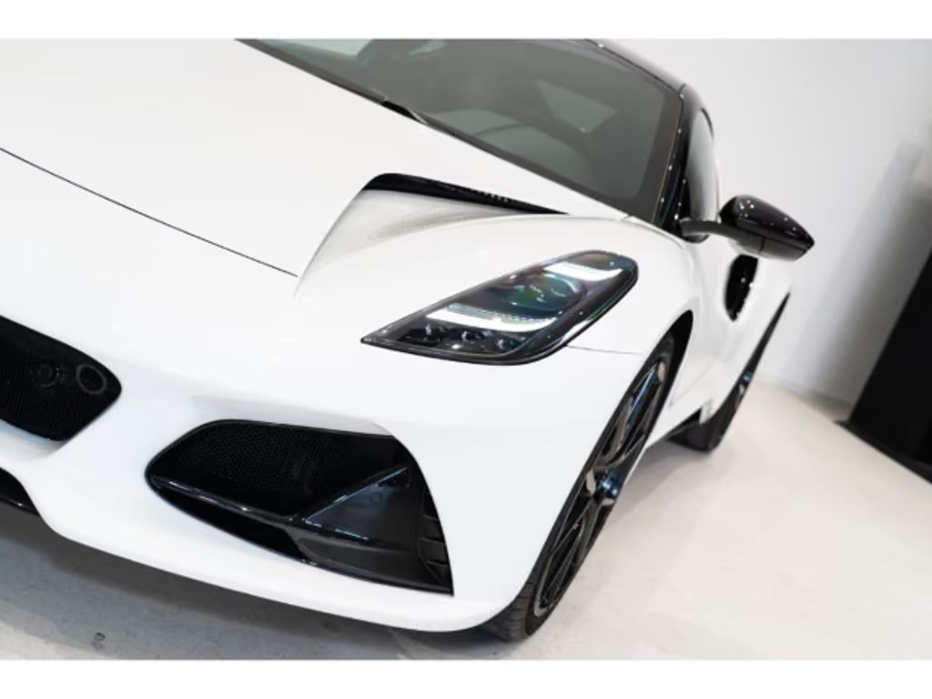 Lotus Emira