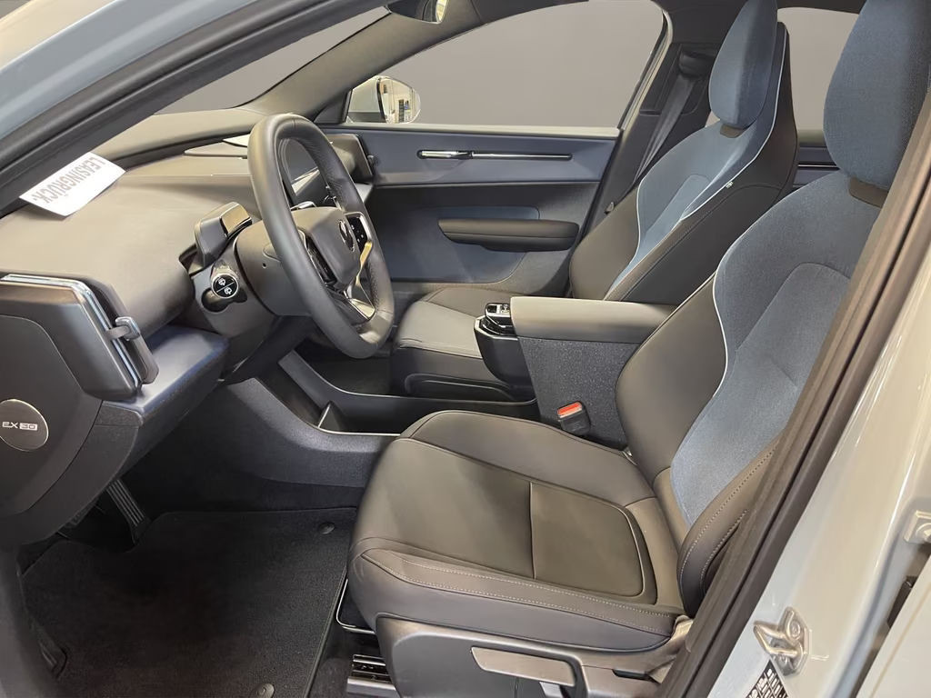 Volvo EX30