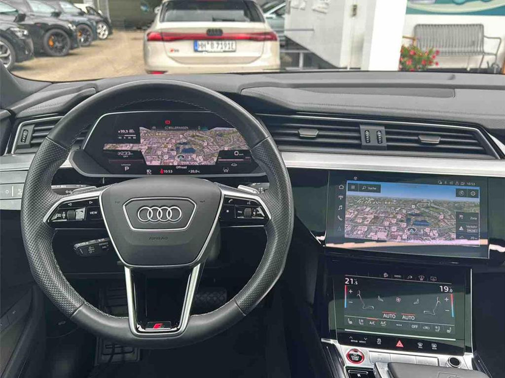 Audi e-tron
