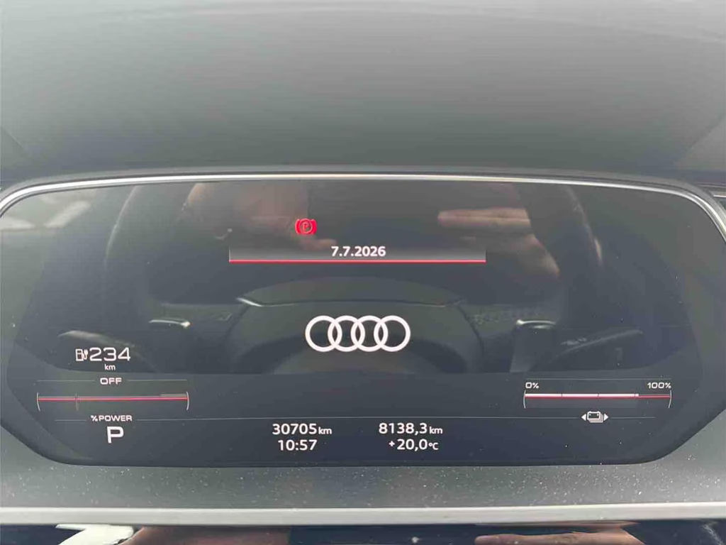 Audi e-tron