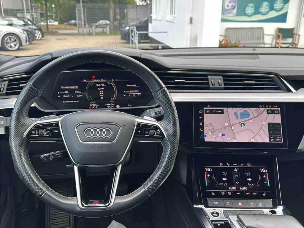 Audi e-tron