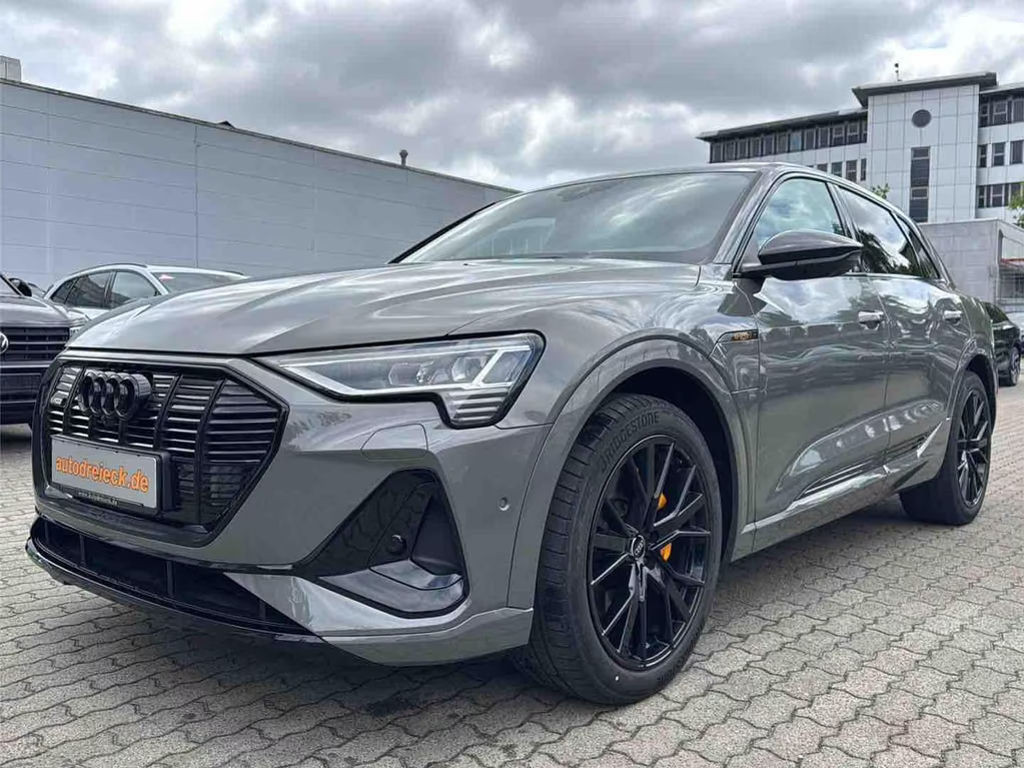 Audi e-tron Black Edition S-Line 55