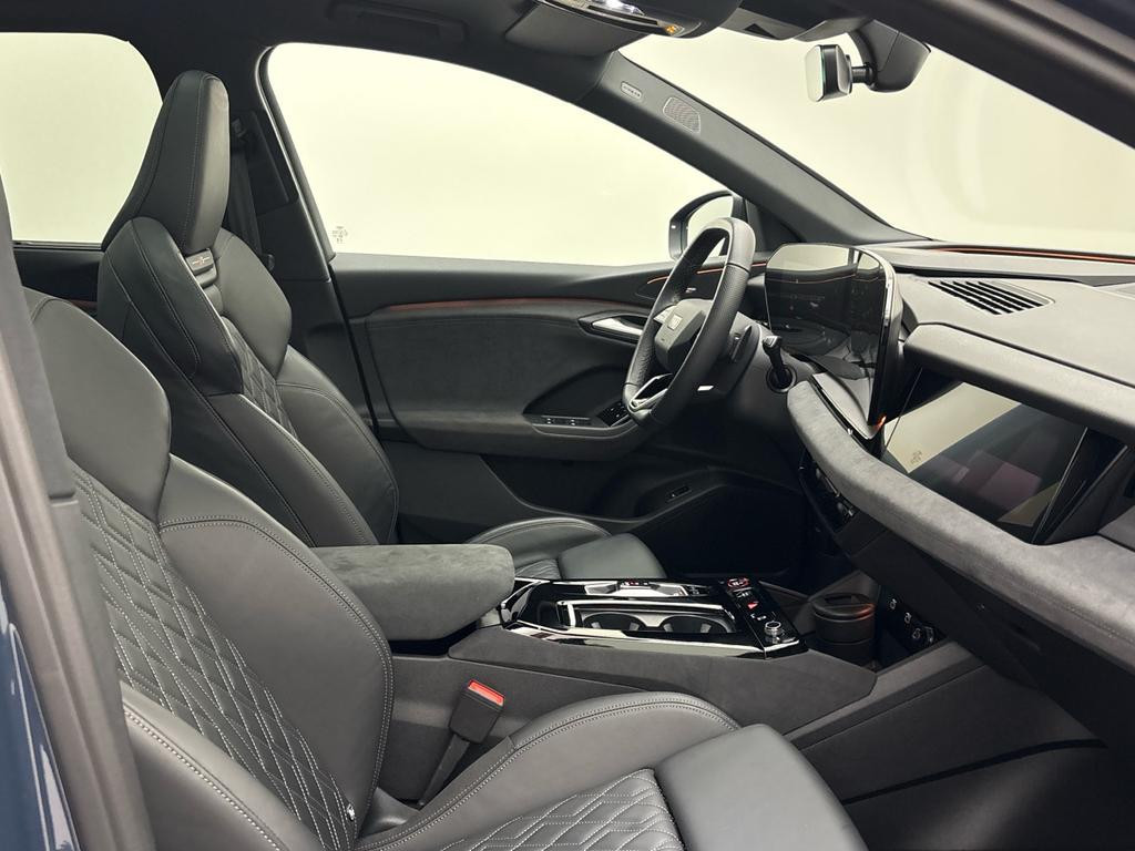 Audi SQ6 e-tron