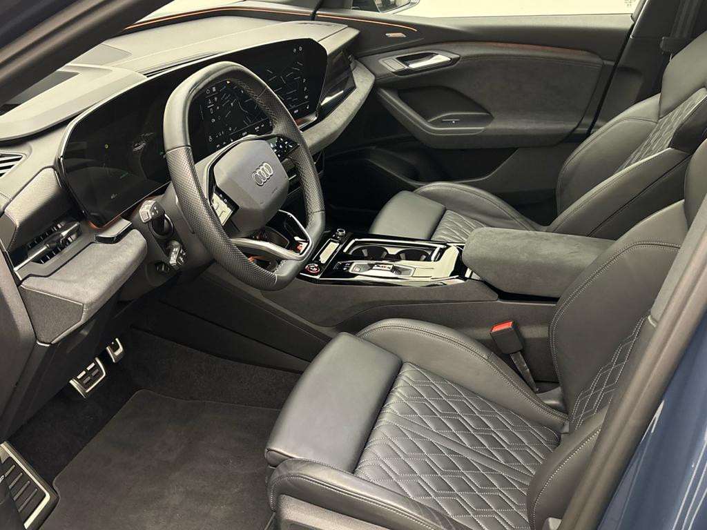Audi SQ6 e-tron