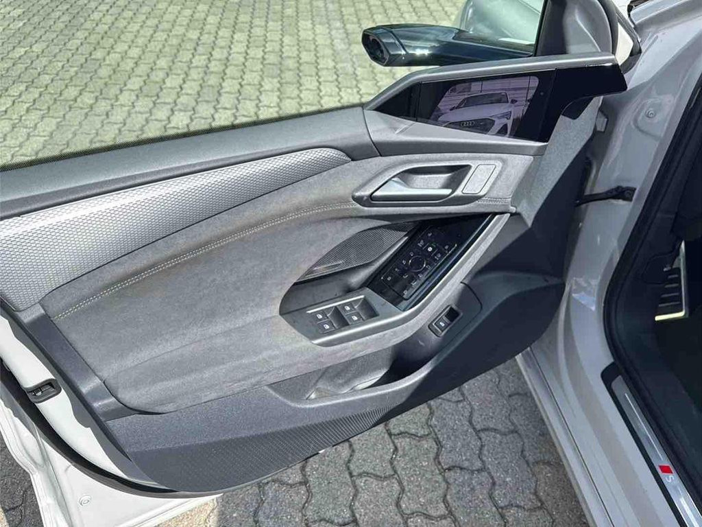 Audi S6 e-tron