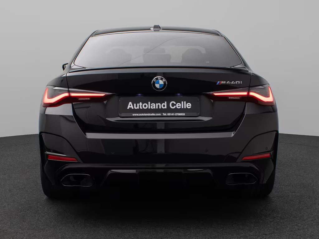 BMW M440