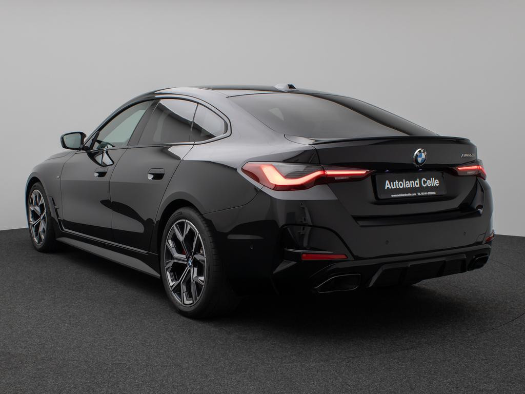 BMW M440
