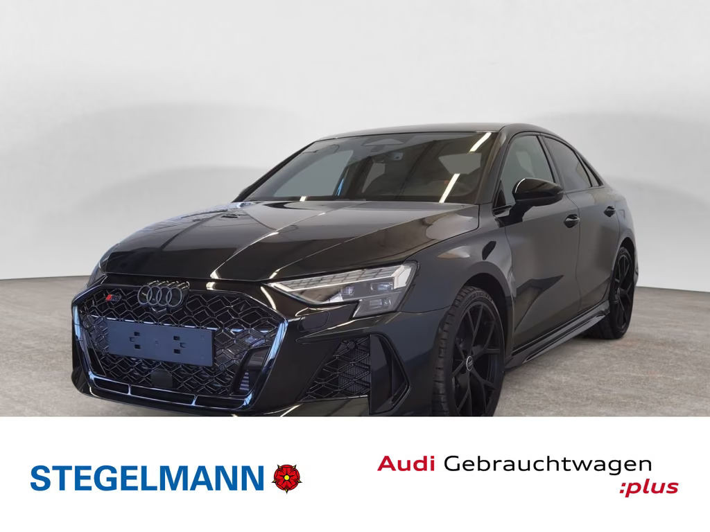 Audi RS3 Sedan S-Tronic