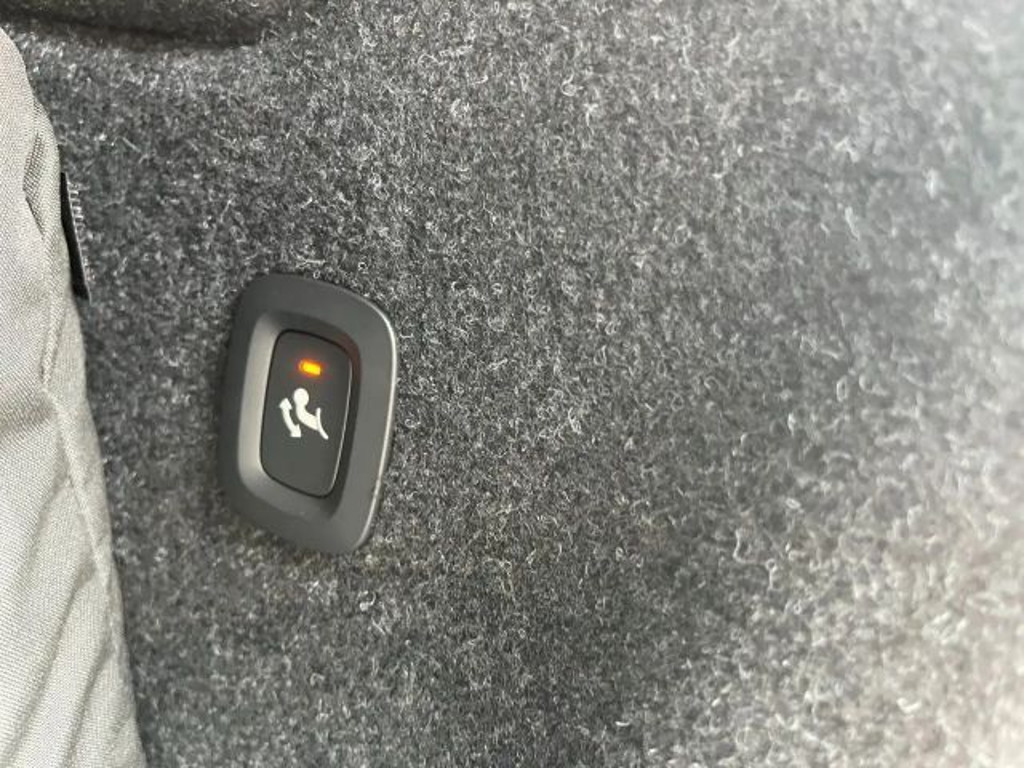 Volvo EX40