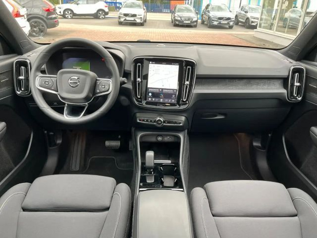 Volvo EX40