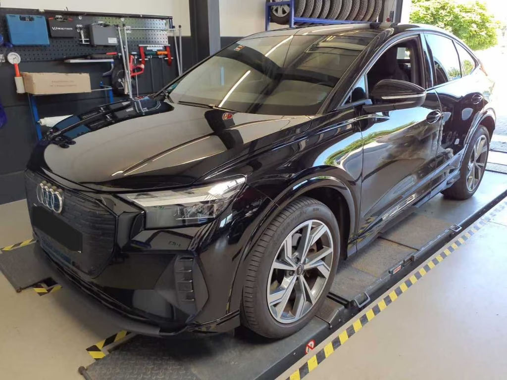Audi Q4 e-tron Sportback Quattro 50