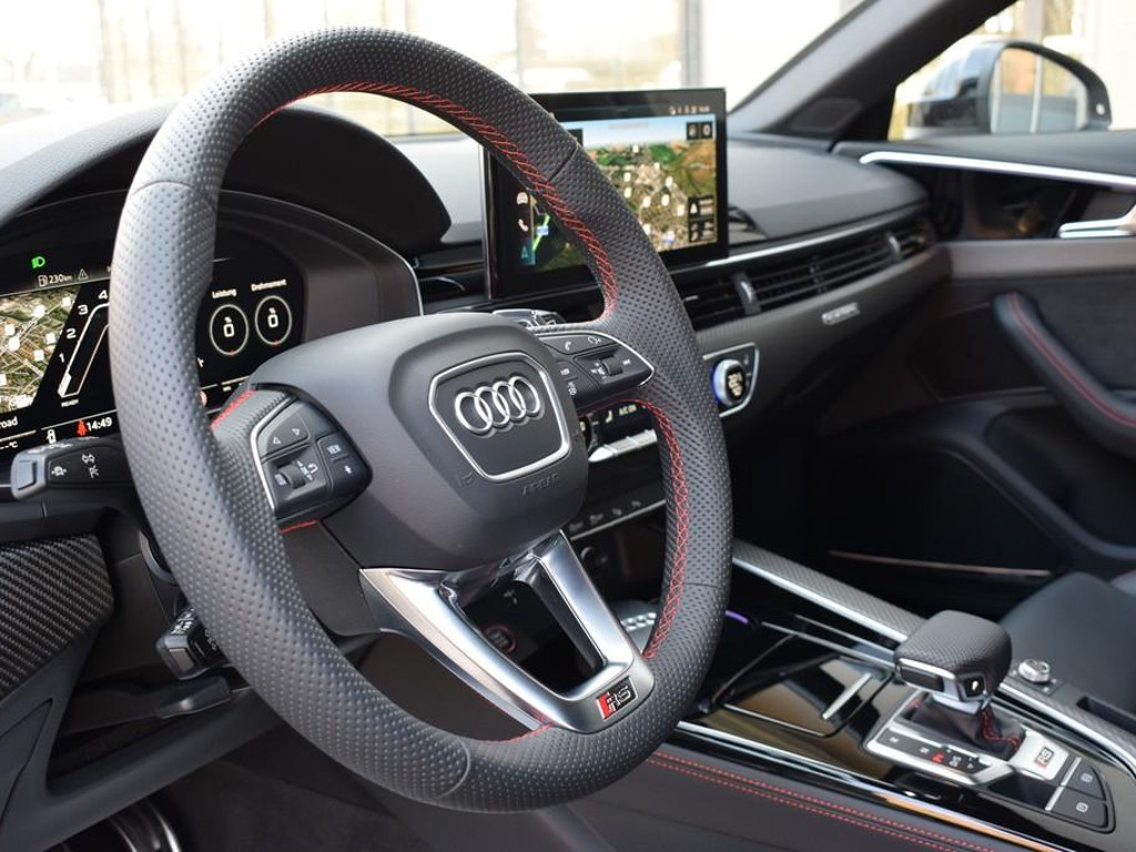 Audi RS4