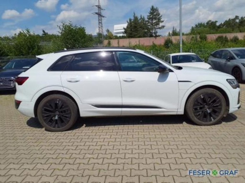 Audi Q8 e-tron