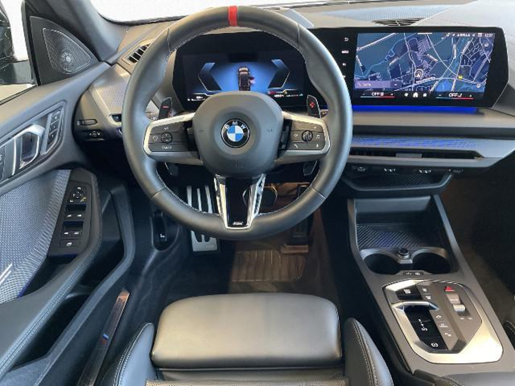 BMW M235