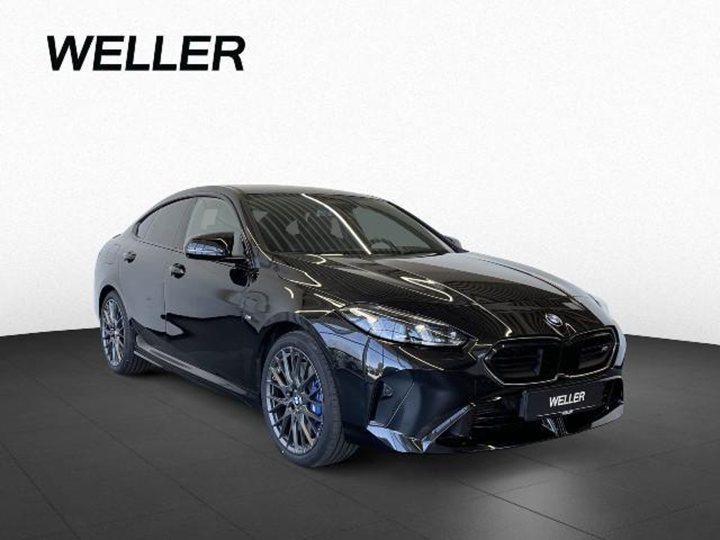 BMW M235
