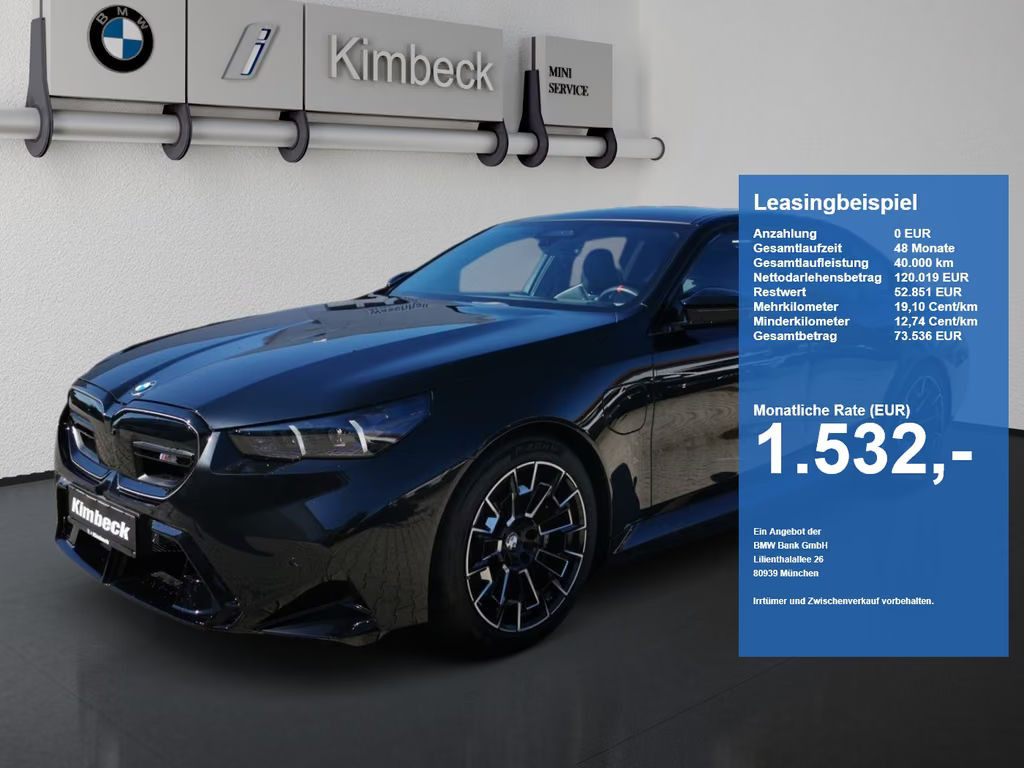 BMW M5 Sedan