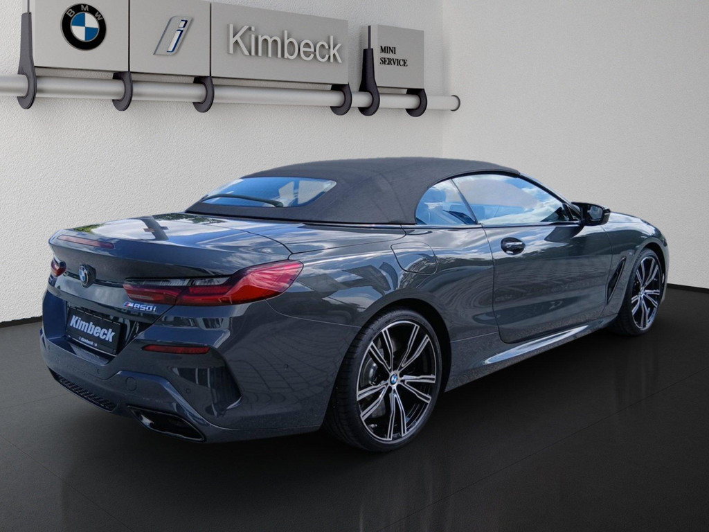 BMW M850