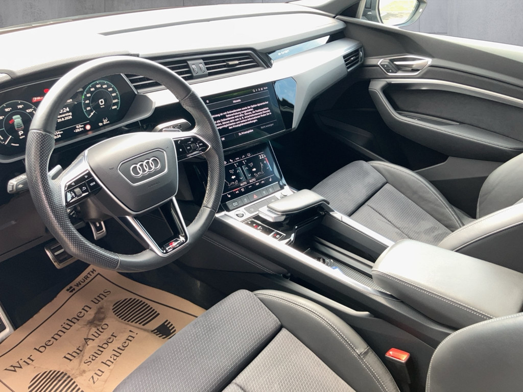 Audi Q8 e-tron