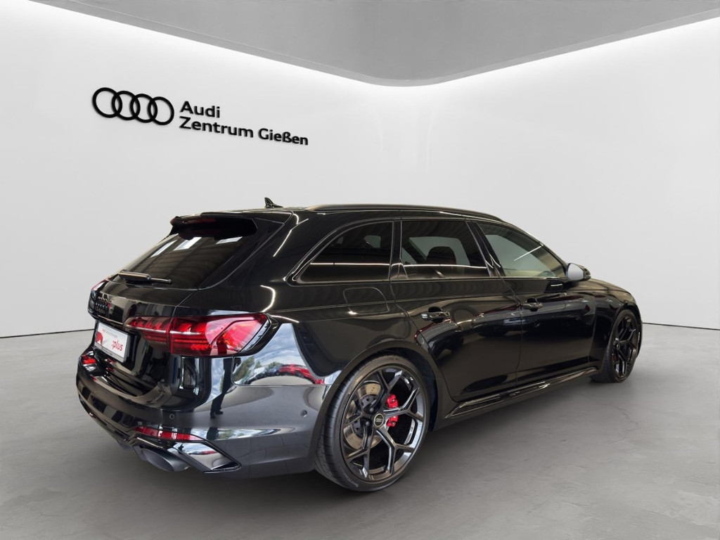 Audi RS4