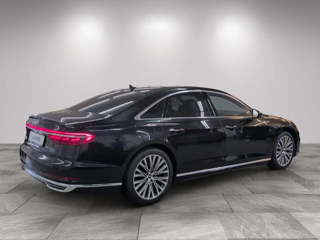 Audi A8 Quattro Hybride 60 TFSI