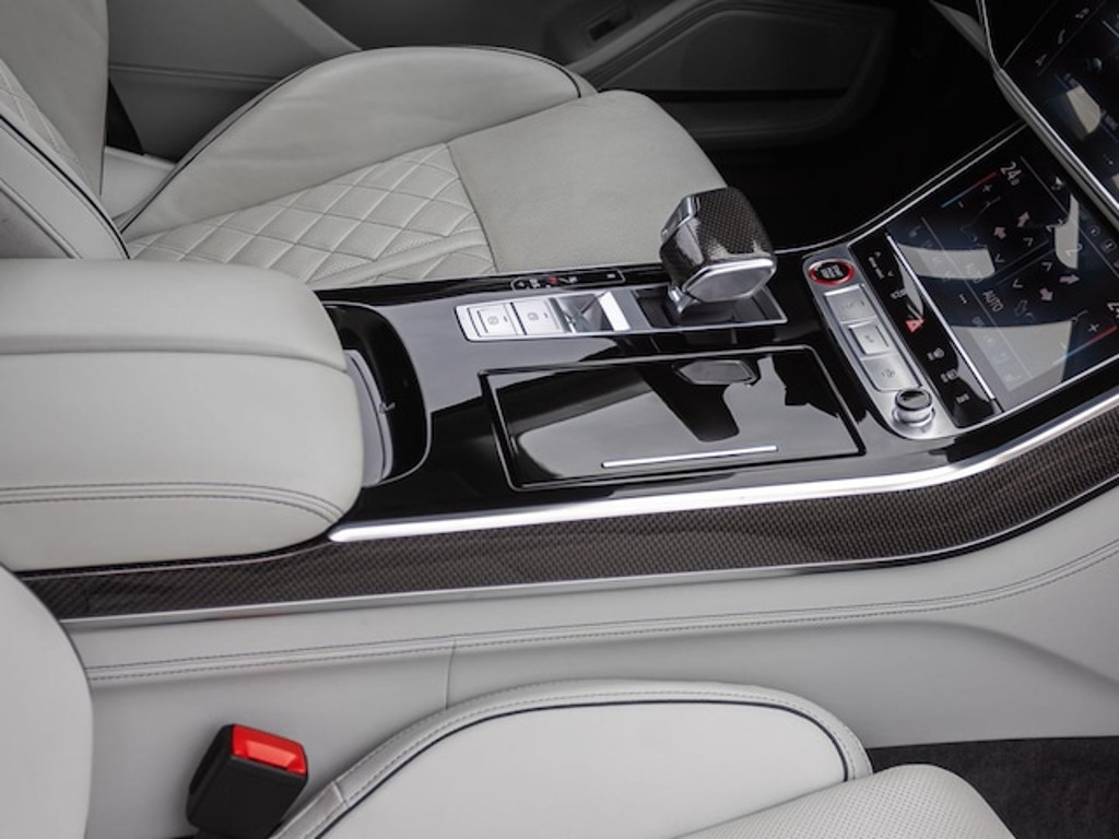 Audi S8