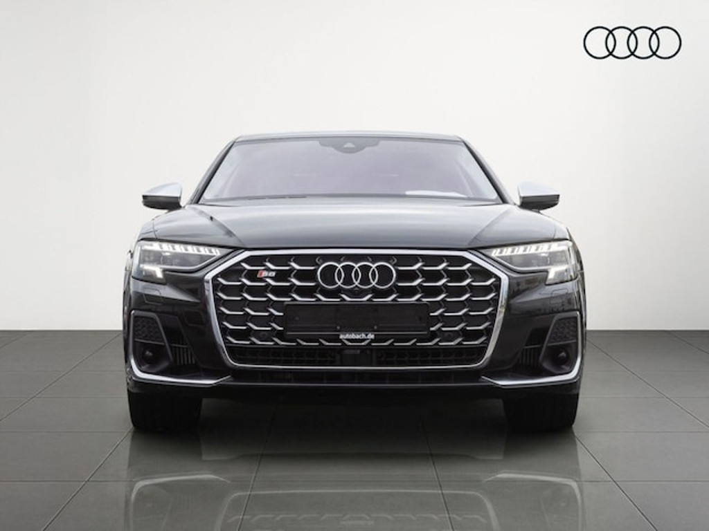 Audi S8
