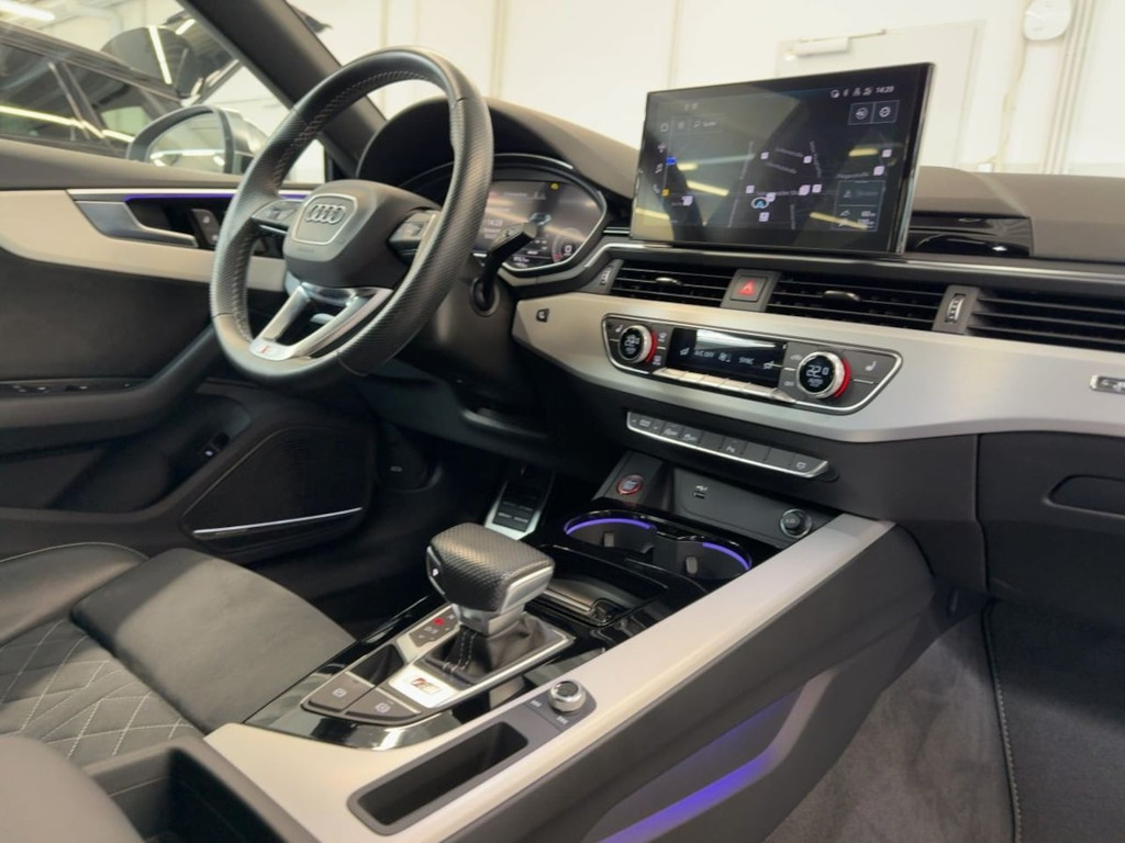 Audi S5
