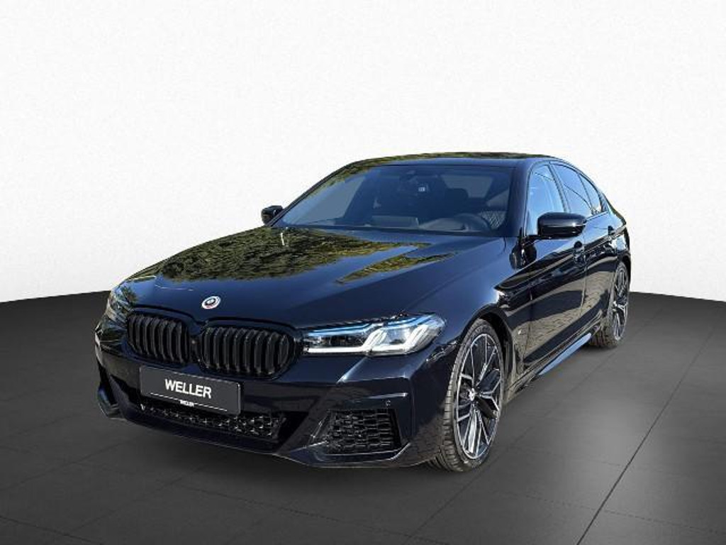 BMW M550 xDrive Sedan