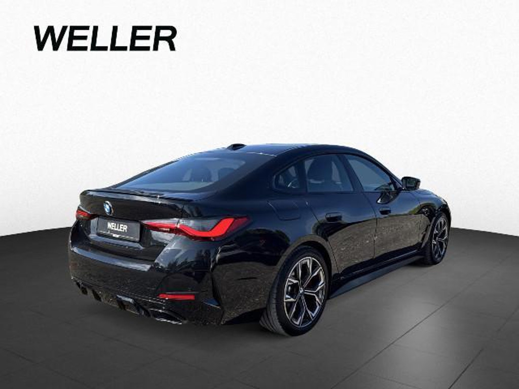 BMW M440