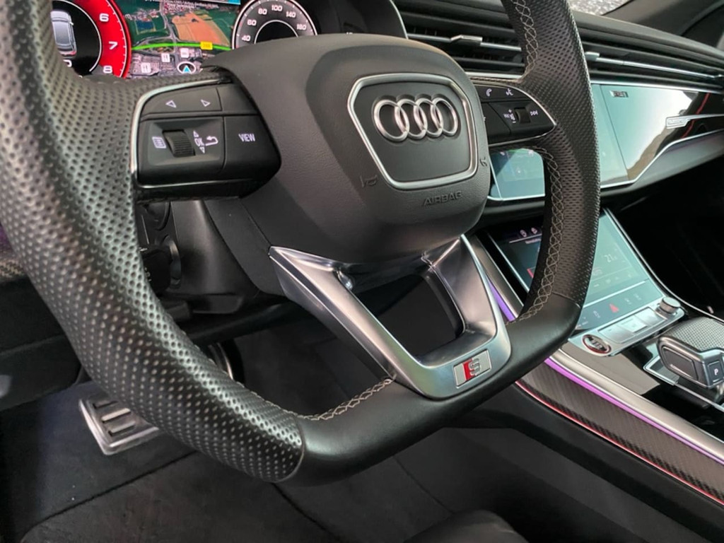 Audi SQ8
