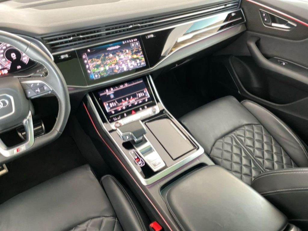 Audi SQ8