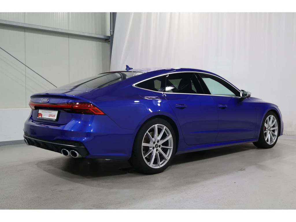 Audi S7