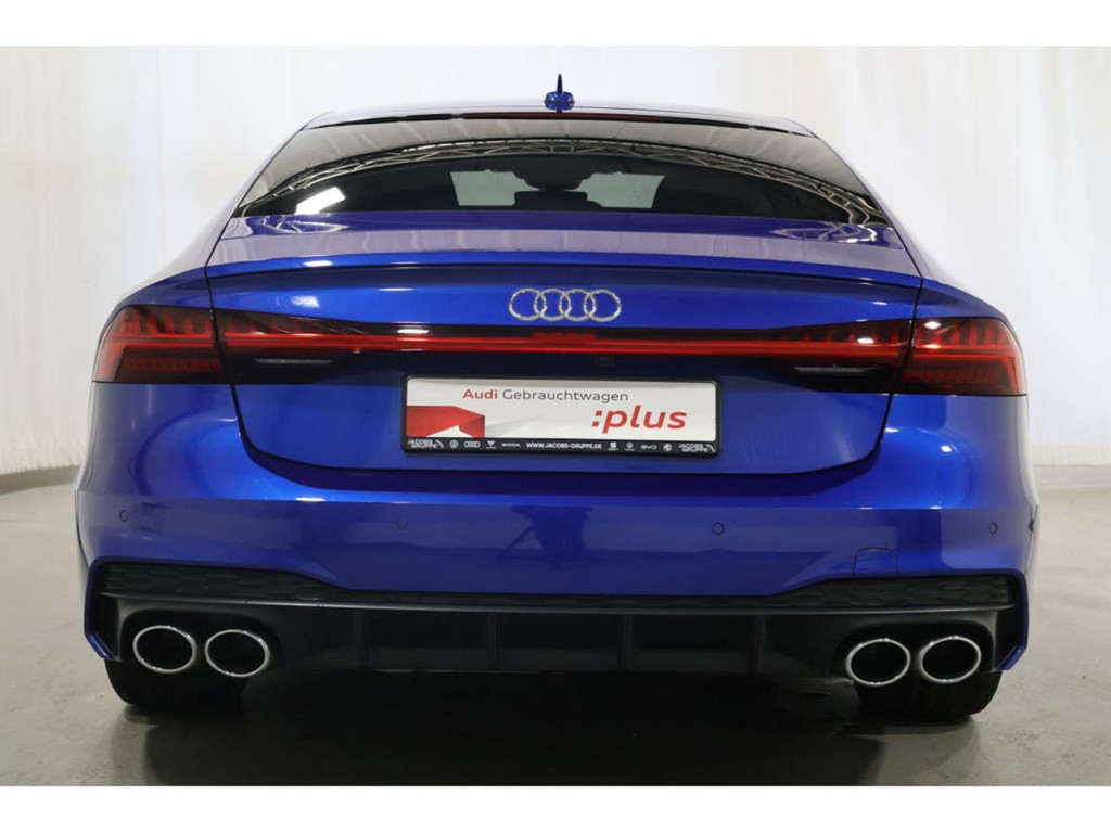 Audi S7