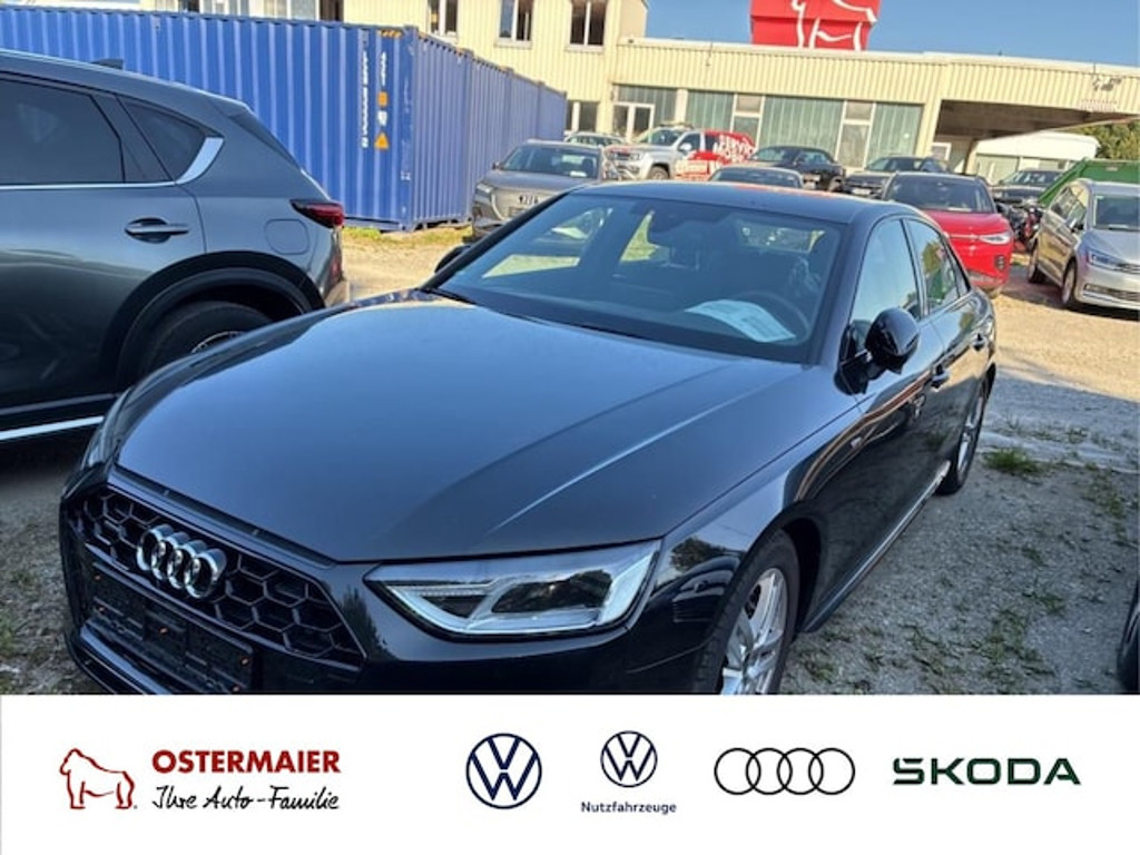 Audi A4 Sedan Quattro S-Line S-Tronic 40 TFSI
