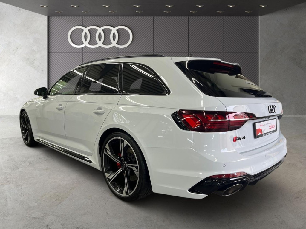 Audi RS4
