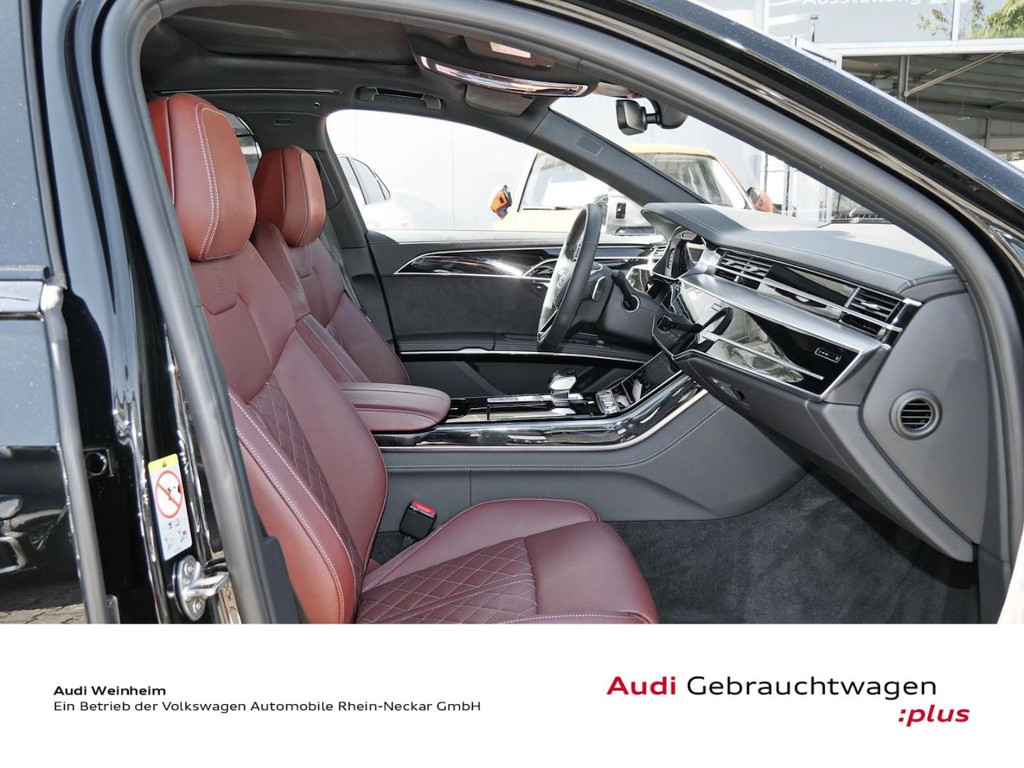 Audi S8