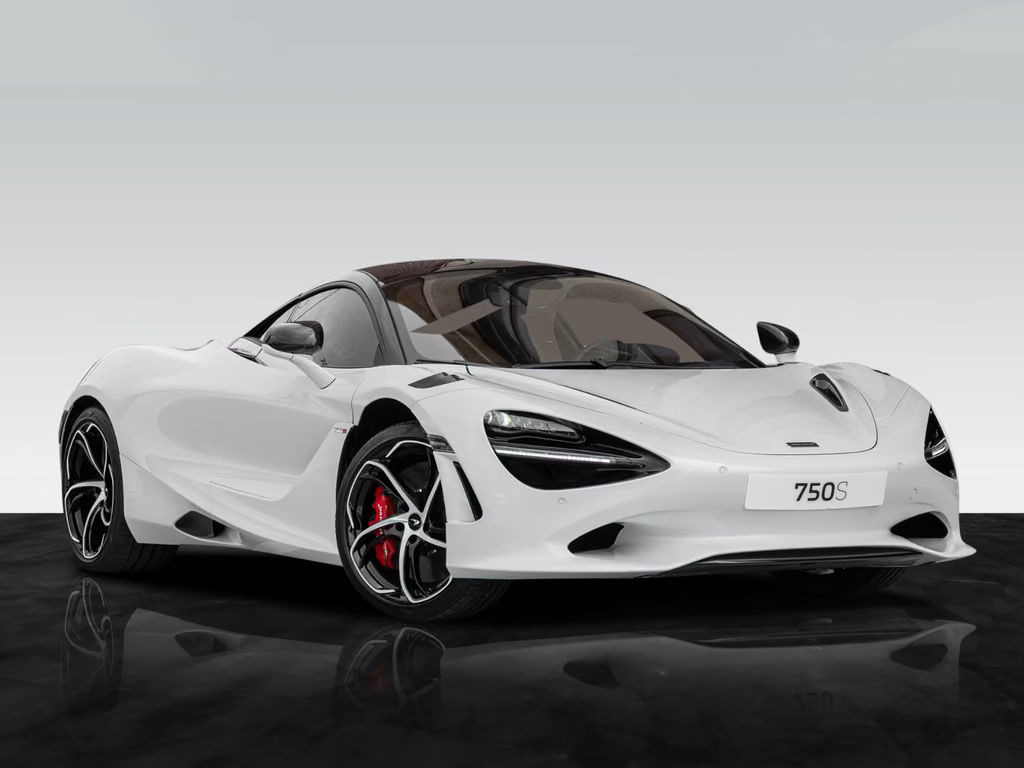 McLaren 750S Coupé | Racing Seats | Vehicle Lift